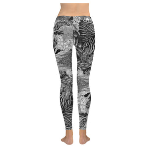 Pleasantly Paisley Black and White Low Rise Leggings (Invisible Stitch) (Model L05)