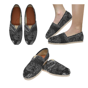 Dark Paisley Black and White Unisex Classic Canvas Slip-On (Model 1206)