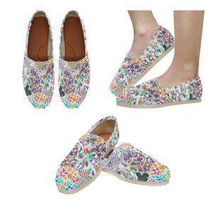 Holiday Paisley Negative Unisex Classic Canvas Slip-On (Model 1206)