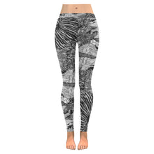 Load image into Gallery viewer, Pleasantly Paisley Black and White Low Rise Leggings (Invisible Stitch) (Model L05)