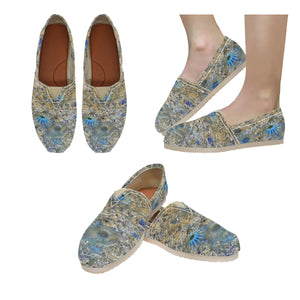 Jellyfish Blooms Blue Unisex Classic Canvas Slip-On (Model 1206)