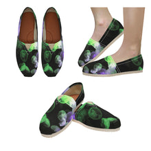 Load image into Gallery viewer, Jellyfish Green and Purple Unisex Classic Canvas Slip-On (Model 1206)