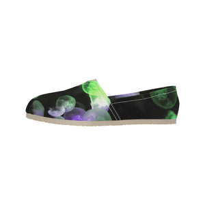 Jellyfish Green and Purple Unisex Classic Canvas Slip-On (Model 1206)