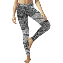 Load image into Gallery viewer, Pleasantly Paisley Black and White Low Rise Leggings (Invisible Stitch) (Model L05)